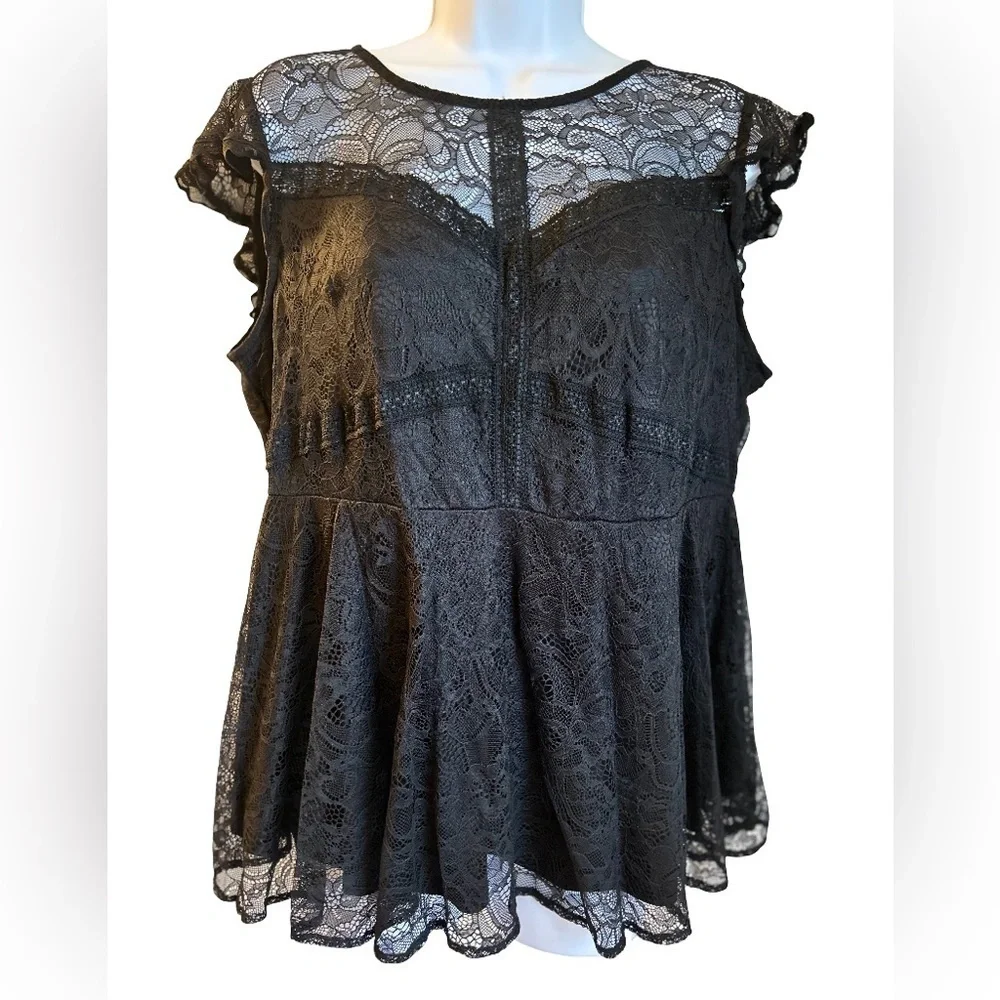 TORRID PEPLUM LACE RUFFLE SLEEVE TOP PLUS SIZE - Picture 5 of 8